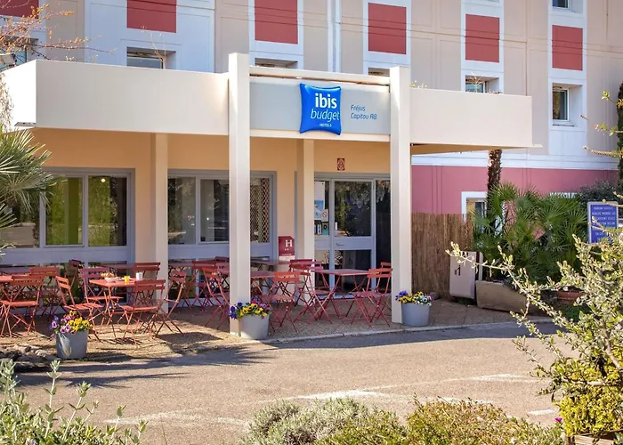 Hôtel accueillant les animaux: ibis budget Fréjus Capitou A8