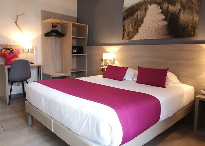 Atoll Hotel Restaurant